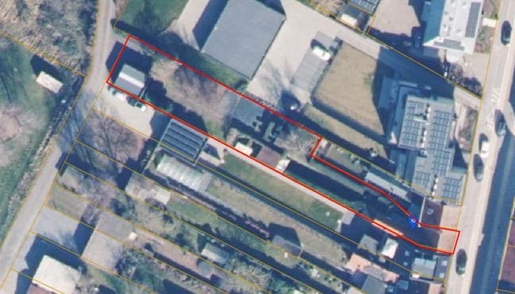 well-located home with a large sun-oriented garden