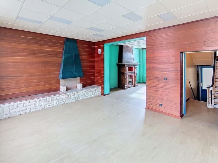 Elegant period townhouse to renovate with a 195 m² garden.