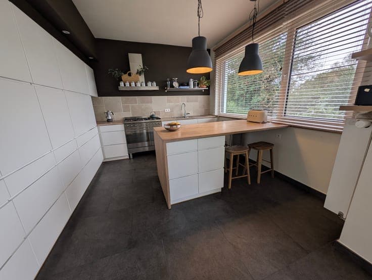 House in Montigny-le-Tilleul