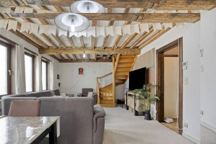 Versatile investment property or family home for sale in Ghe