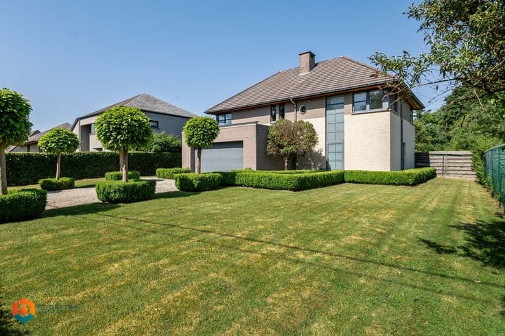 Zeer ruime energiezuinige villa in doodlopende straat met...