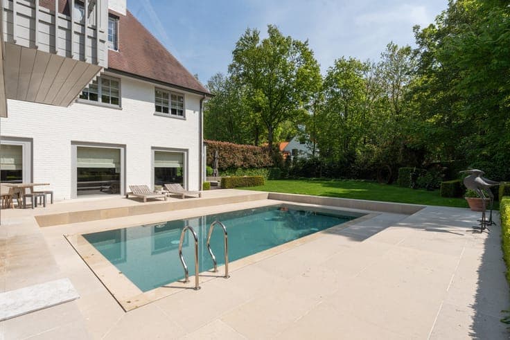 Move-in ready villa for sale in le Zoute Wielewalenlaan