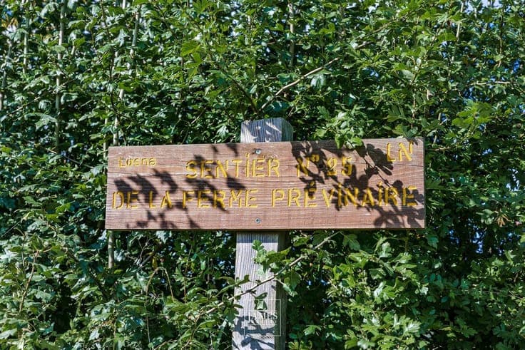 Plancenoit: 1.5 hectare property with building land