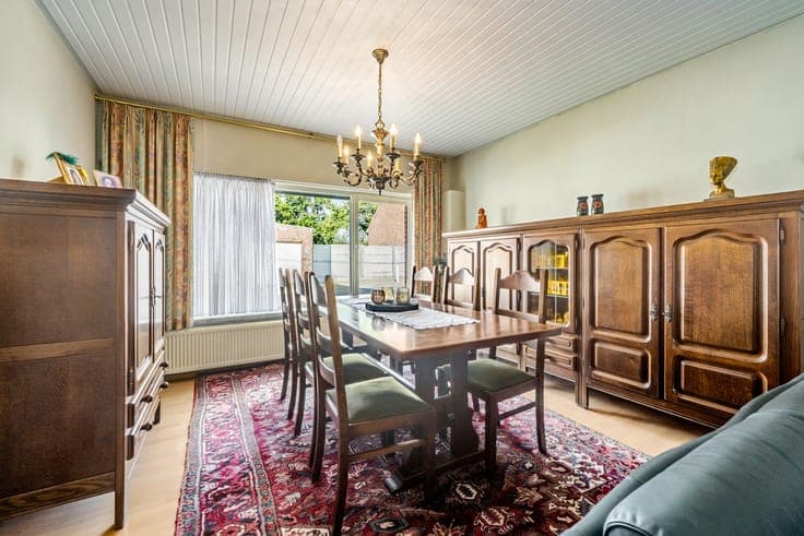 Te renoveren woning op zeer gunstige locatie in Torhout