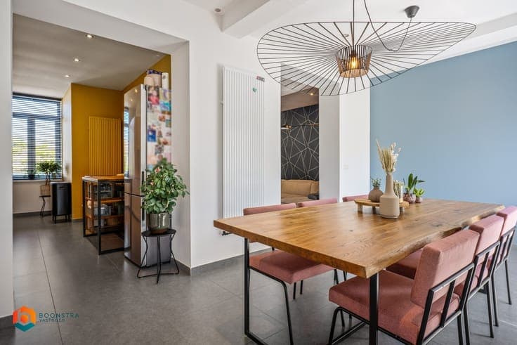 Instapklare woning met 4 slpkrs met gezellig terras en tuin