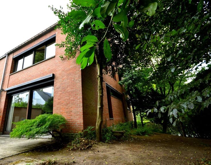 WEZEMBEEK-OPPEM | ± 275 M², GARDEN & OUTSTANDING POTENTIAL