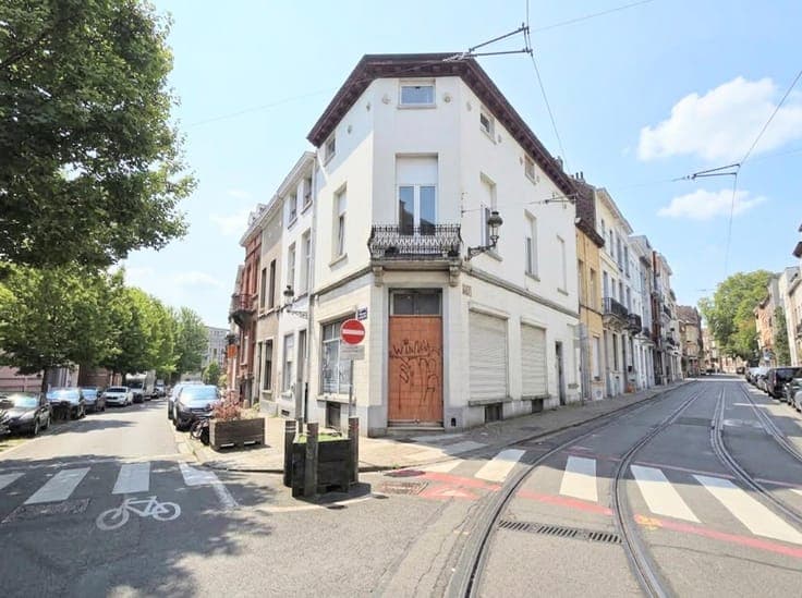 4-bedroom house (163 m²) with high renovation potential