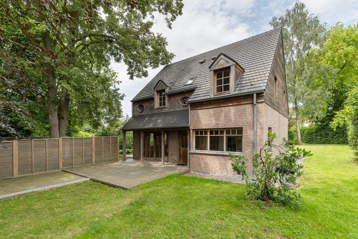 Stijlvolle houtmassief villa in een rustige en groene omg...