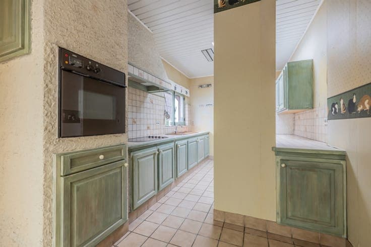 3-bedroom townhouse with garage and south-west-facing terrac