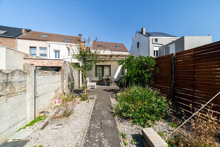 House in Couillet