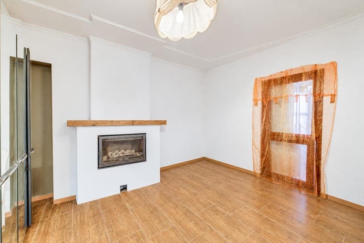 House in Couillet