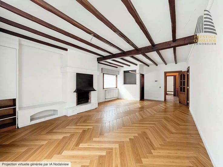 BEAUTIFUL 4-BEDROOM SINGLE-FAMILY HOME WITH A GARDEN !!!