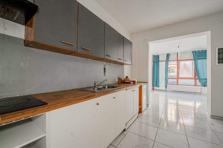 Investment property in lively area of Liège