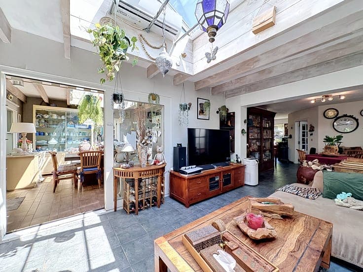 Family home with 3 to 4 bedrooms for sale in Begijnendijk