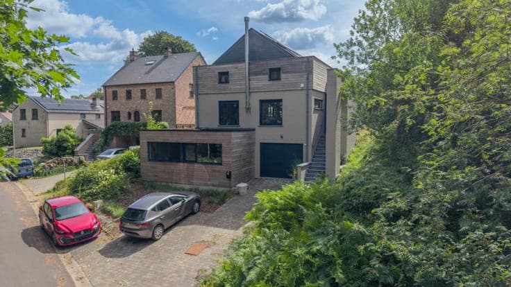 CADRE EXCEPTIONNEL - VILLA 5CH - GARAGE - PISCINE