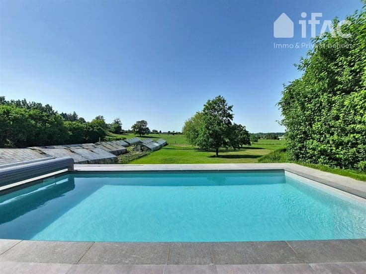 Unique split-level villa with swimming pool on 17,83a