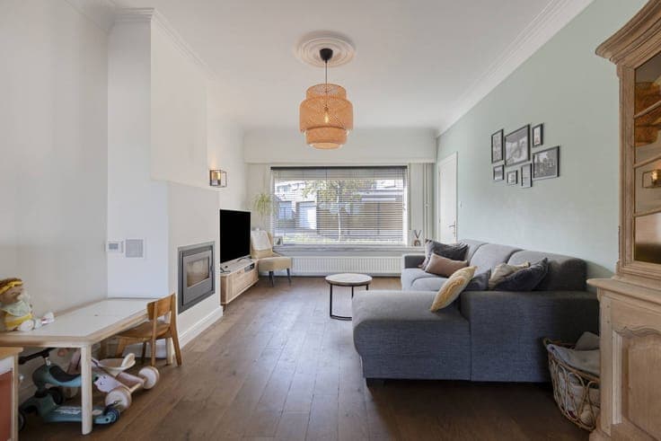 Nice family home with 2 to 3 bedrooms for sale!