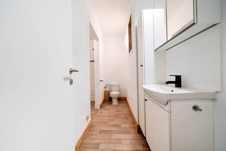 4-bedroom home, 2 bathrooms, renovated in 2026