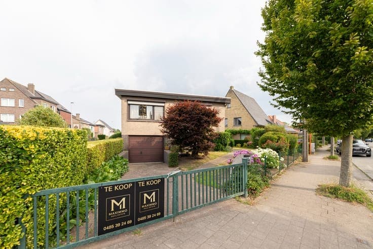 UITSTEKEND GELEGEN CHARMANTE VILLA MET 4 SLAAPKAMERS, TUI...