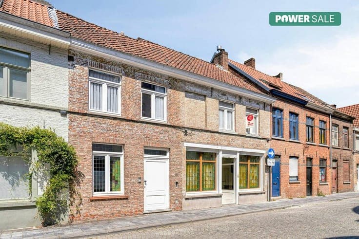 Unique historic house for sale in the center of Bruges