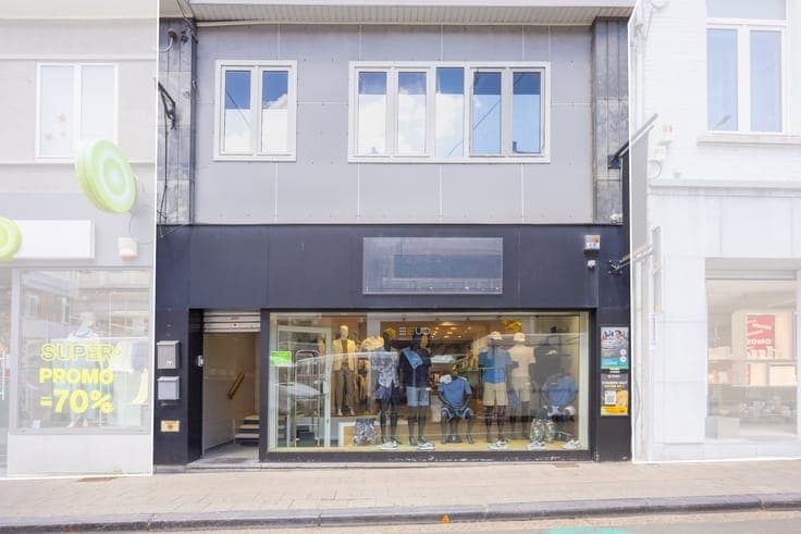Mixed building