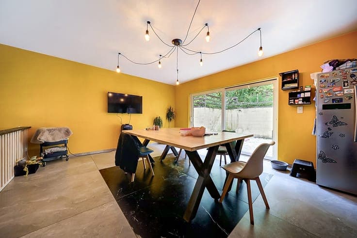 Renovated Bungalow with Warehouse