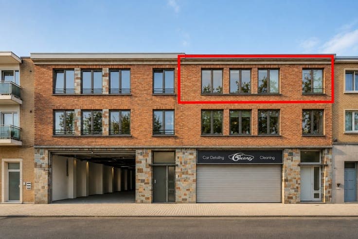 Brugge Sint-Pieters: Ruim 3-slaapkamerappartement