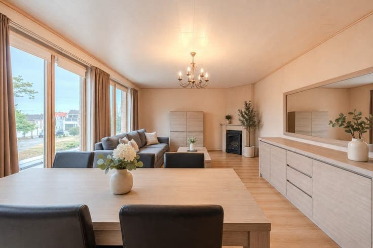 Brugge Sint-Pieters: Ruim 3-slaapkamerappartement