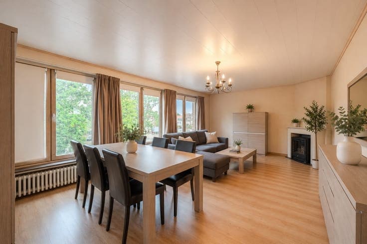 Brugge Sint-Pieters: Ruim 3-slaapkamerappartement