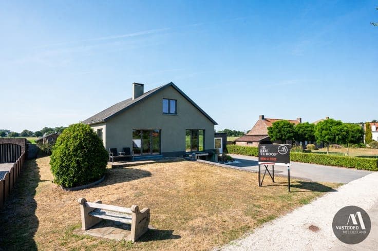 Wonen in alle rust, omringd door verzichten op 817m²