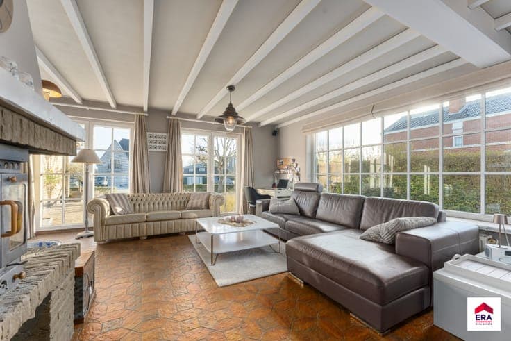 Renovated villa in a prime location in Lombardsijde