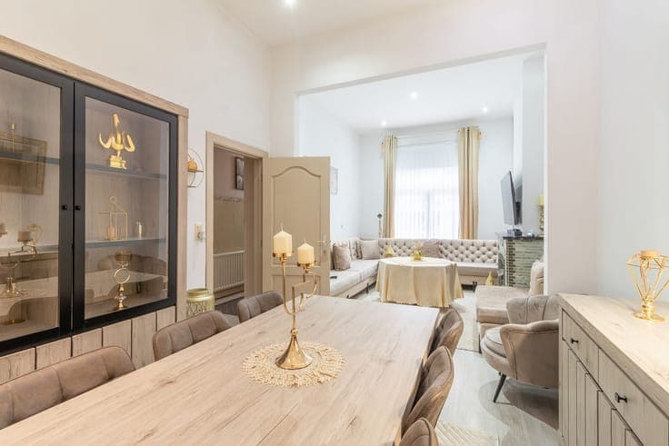 Gezinswoning met vier slaapkamers en stadstuin in Antwerpen