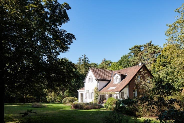 Uniek landgoed van ca. 1,5 hectare op de Heide