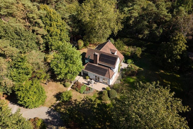 Uniek landgoed van ca. 1,5 hectare op de Heide