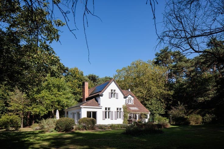 Uniek landgoed van ca. 1,5 hectare op de Heide