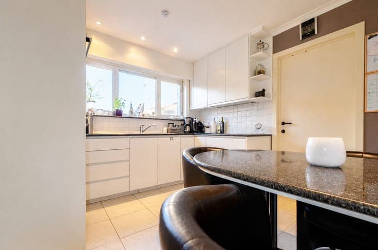 Te koop, te moderniseren woning met molen te Huise (Kruisem)