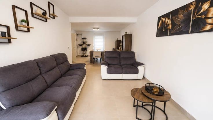 Sale - House Aubange - 370,000 €