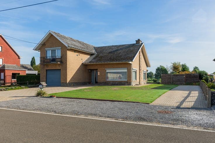 Vrijstaande woning met 3 slaapkamers op prachtig perceel ...