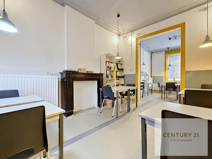 Detached house close to amenities