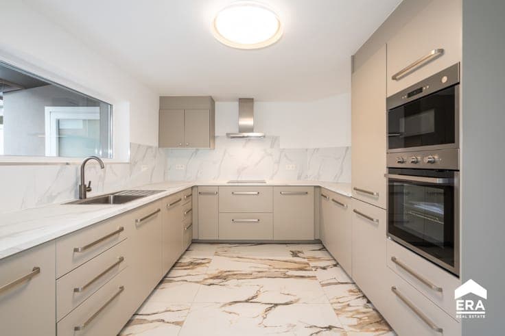 Fully renovated home in Tienen