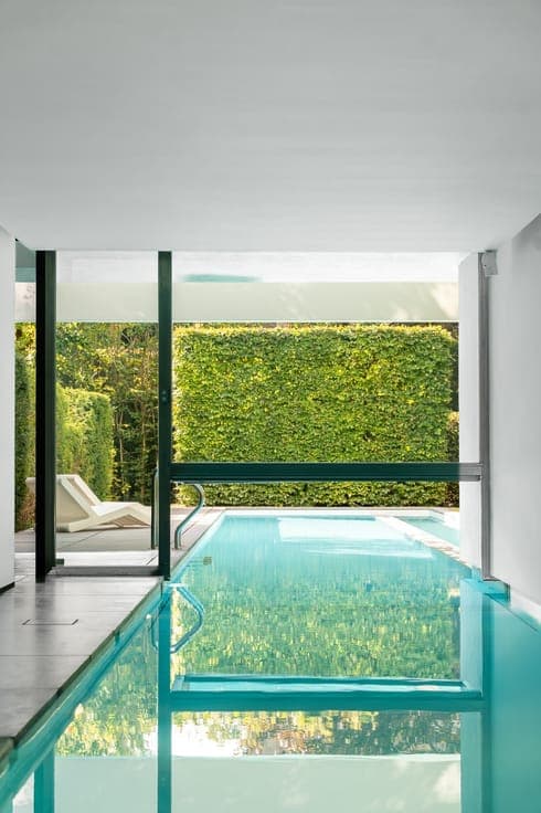 Prince d’Orange - Contemporary villa by Bruno Erpicum