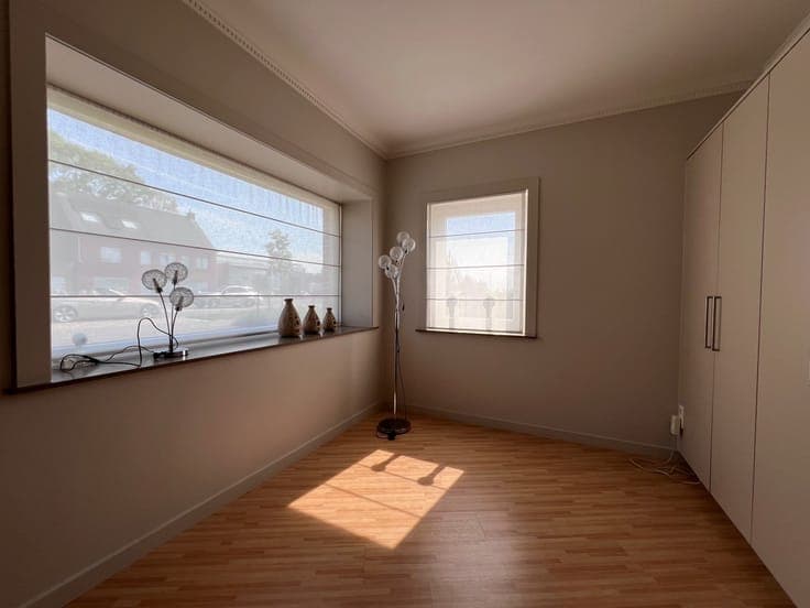 Instapklare woning met 4 slaapkamers, dubbele garage en l...