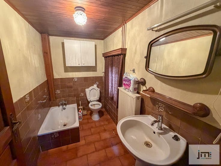 Woning met grote stallen
