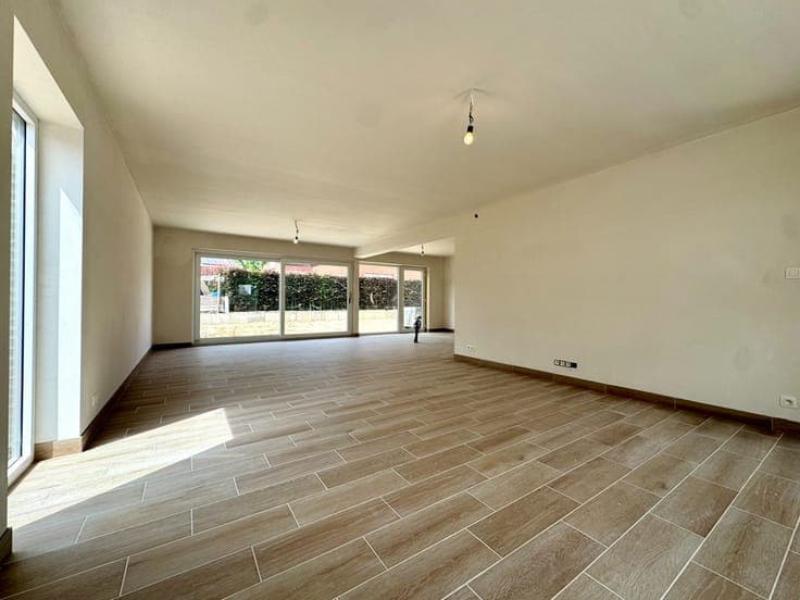 Nieuwbouwwoning in doodlopende straat, vlakbij centrum De...