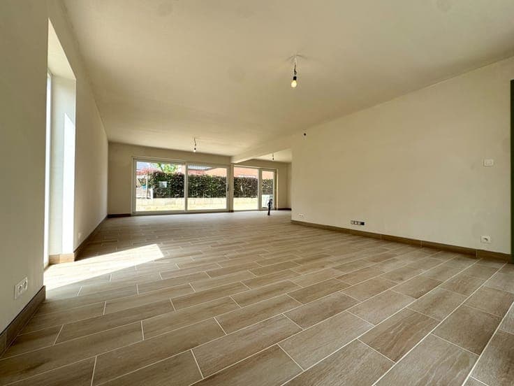 Nieuwbouwwoning in doodlopende straat, vlakbij centrum De...