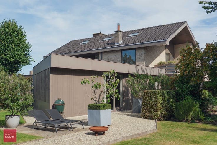 Villa met praktijkmogelijkheden