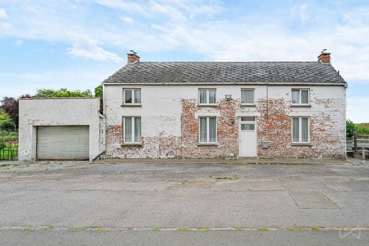 House in Leuze-en-Hainaut