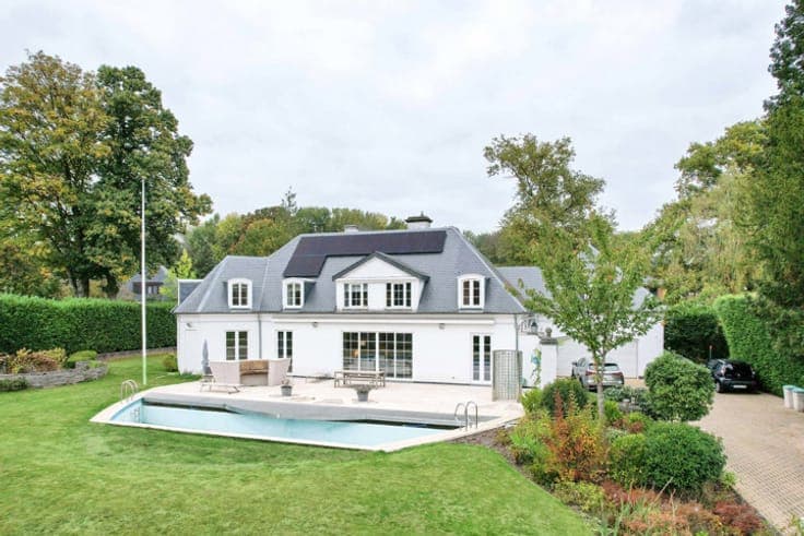 Exceptional Property - Espinette Centrale