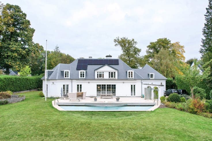 Exceptional Property - Espinette Centrale