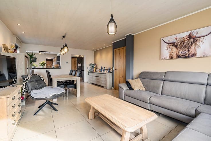 Woning met weide en paardenstallen in Vladslo (Diksmuide)